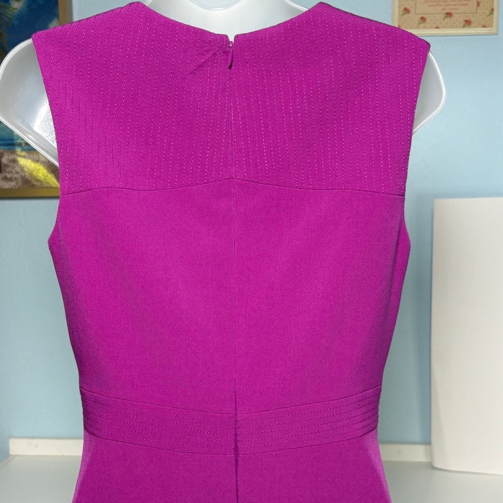 Tahari S/4 Levine Arthur Dress Magenta Pink Fit Flare Sleeveless V-Neck Textured - Picture 10 of 12
